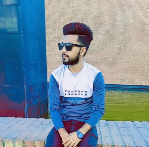Akaah, 28, Couzeix