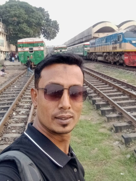 Alomgir Hossain, 38, Ivancice