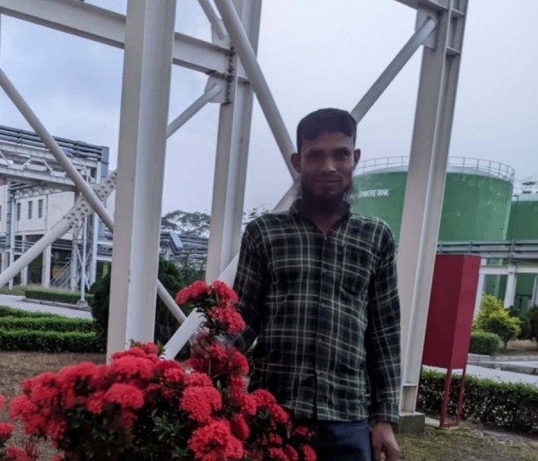 md  mahafezur, 33, Pinamar