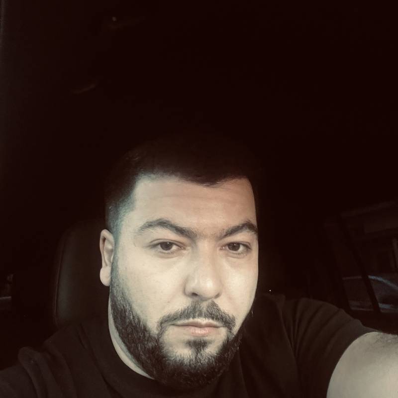 Vahagn, 34, Asseh