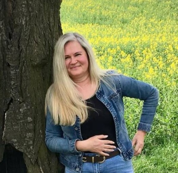 janet, 39, United States