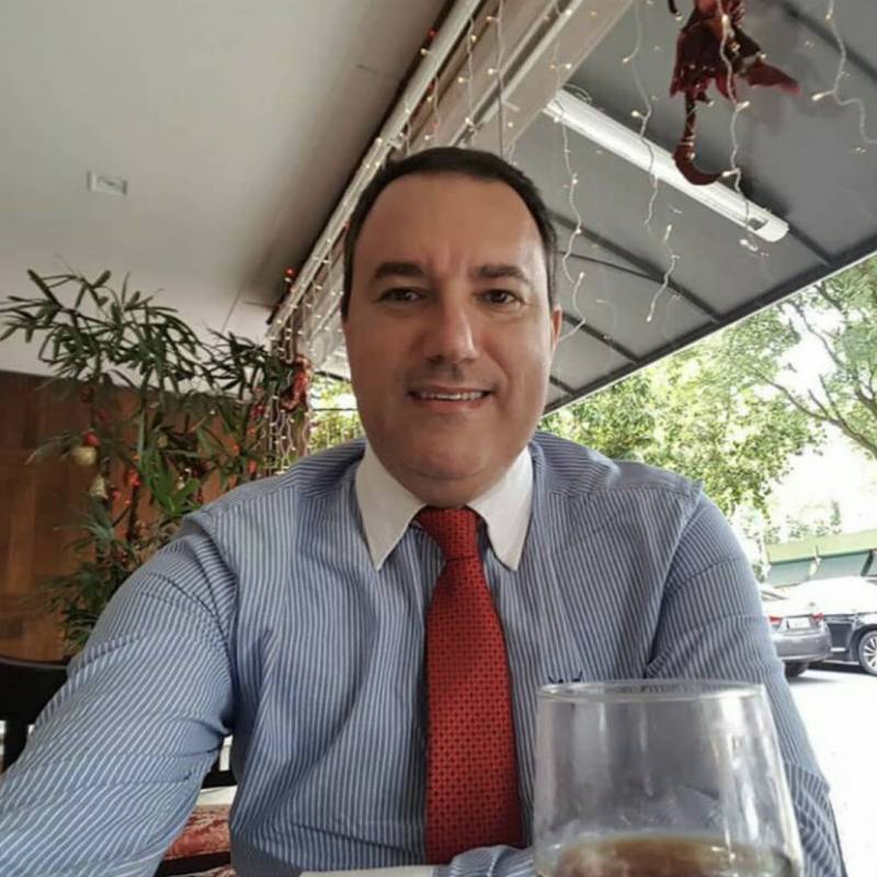 Robert, 54, Xionglin
