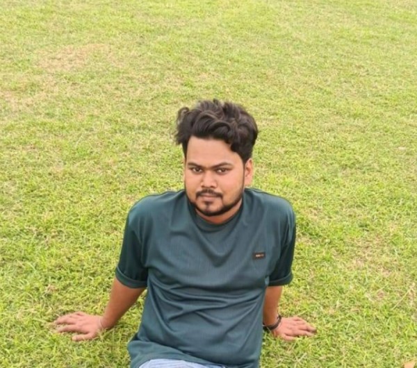 Eshan, 25, Buckinghamshire