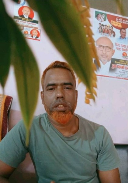 Mir Hassn, 44, Tuchn