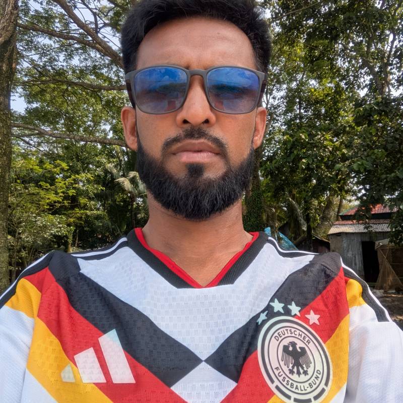 Suyeb, 38, Varidhanam