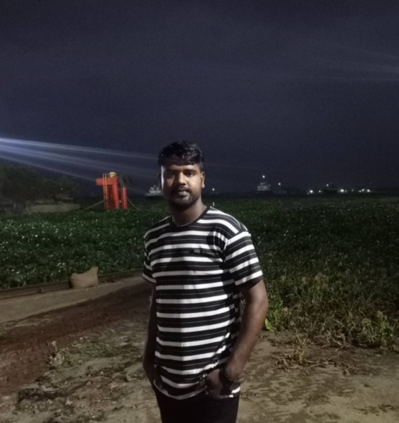 Pavel, 32, Lecheras