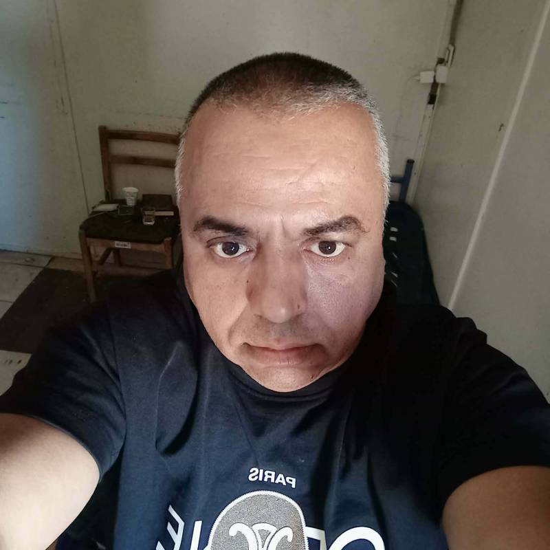 youcef, 52, Espera Feliz