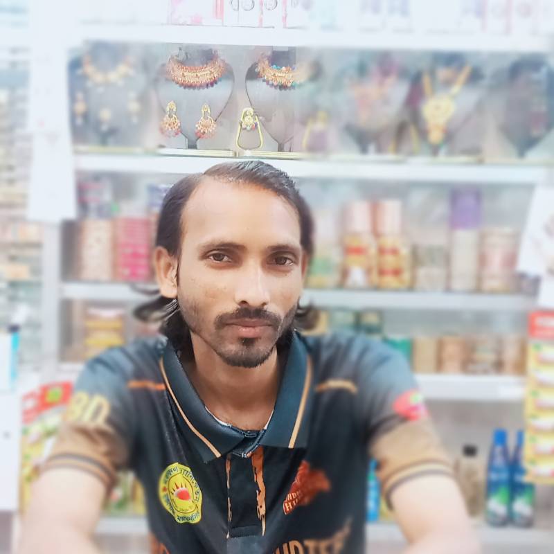 Dabo, 28, Bangladesh