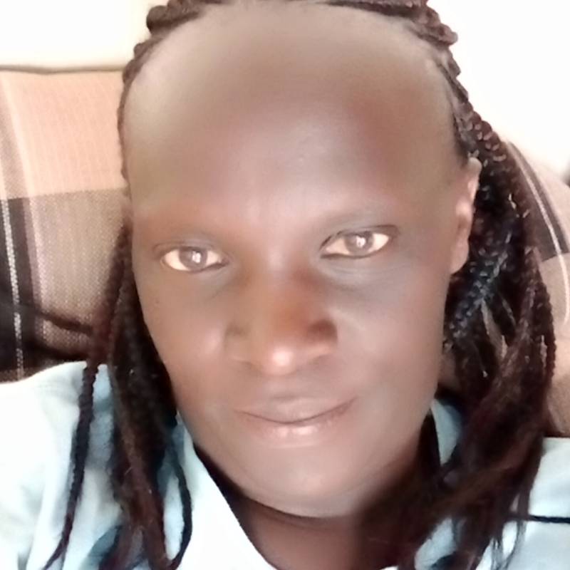 https://freeokdate.com dating Julie in Kenya