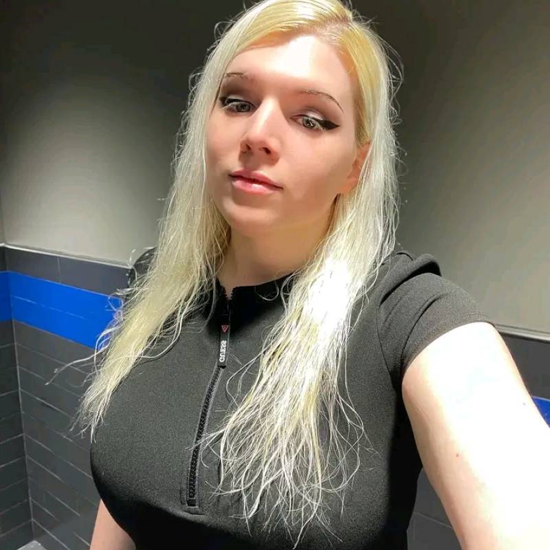 https://freeokdate.com dating Claracalfman21 in Germany