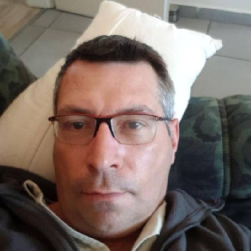 https://freeokdate.com dating Olivier54 in France