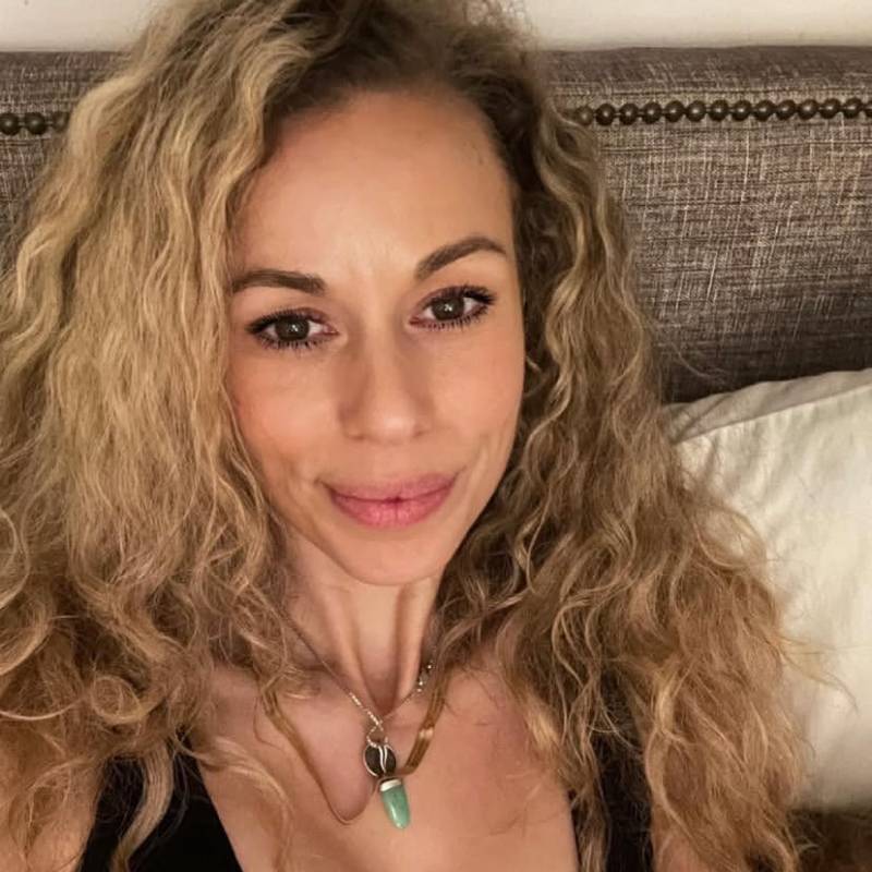 Anne23 dating