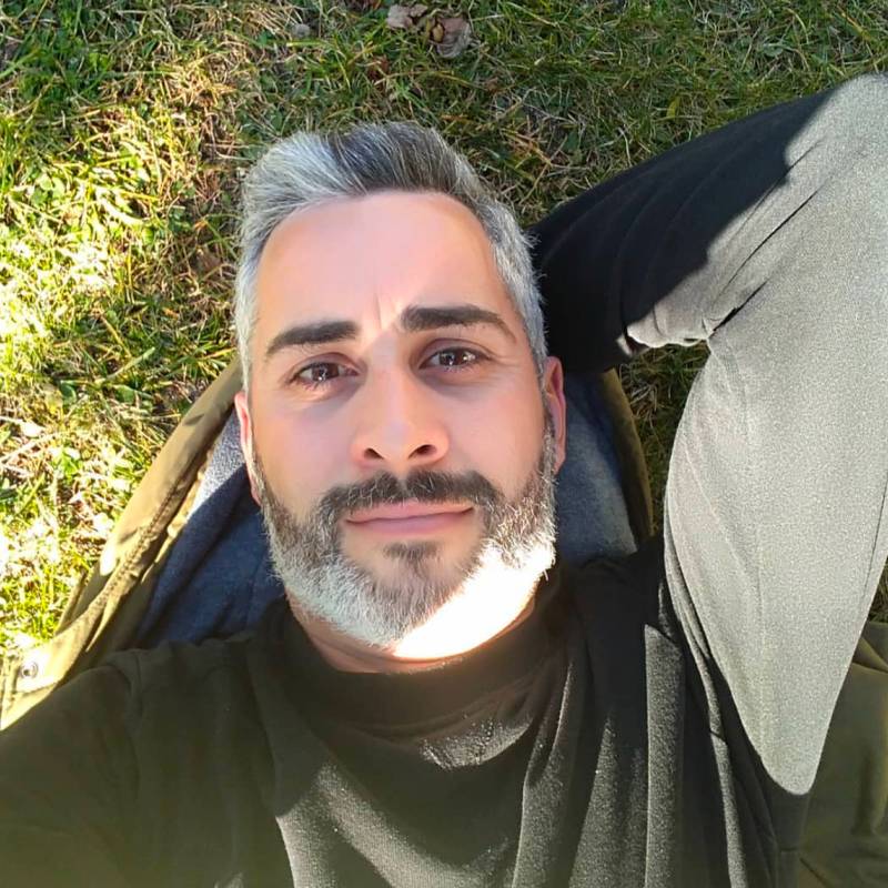 Lorenzo dating