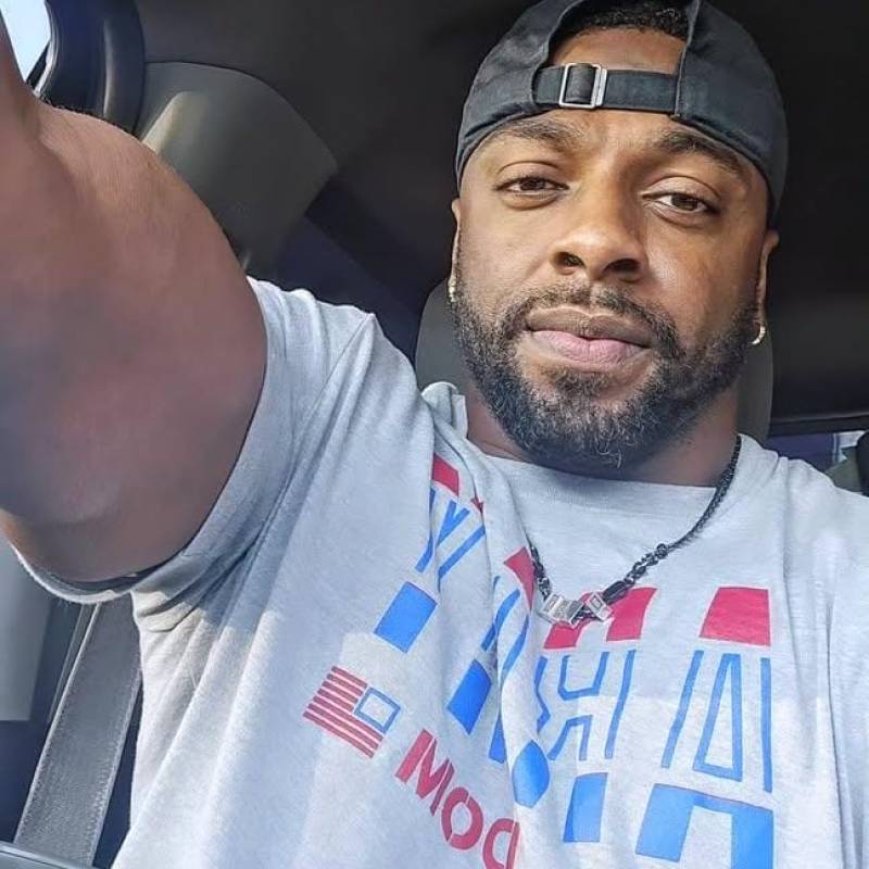 Andrewmabry292111 dating