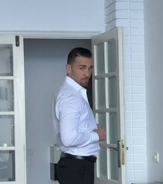 Jolidon2345853 dating