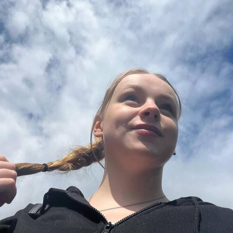 LasiJohn37194 dating