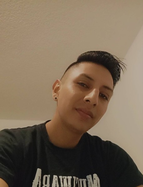 Mauricio91125 dating