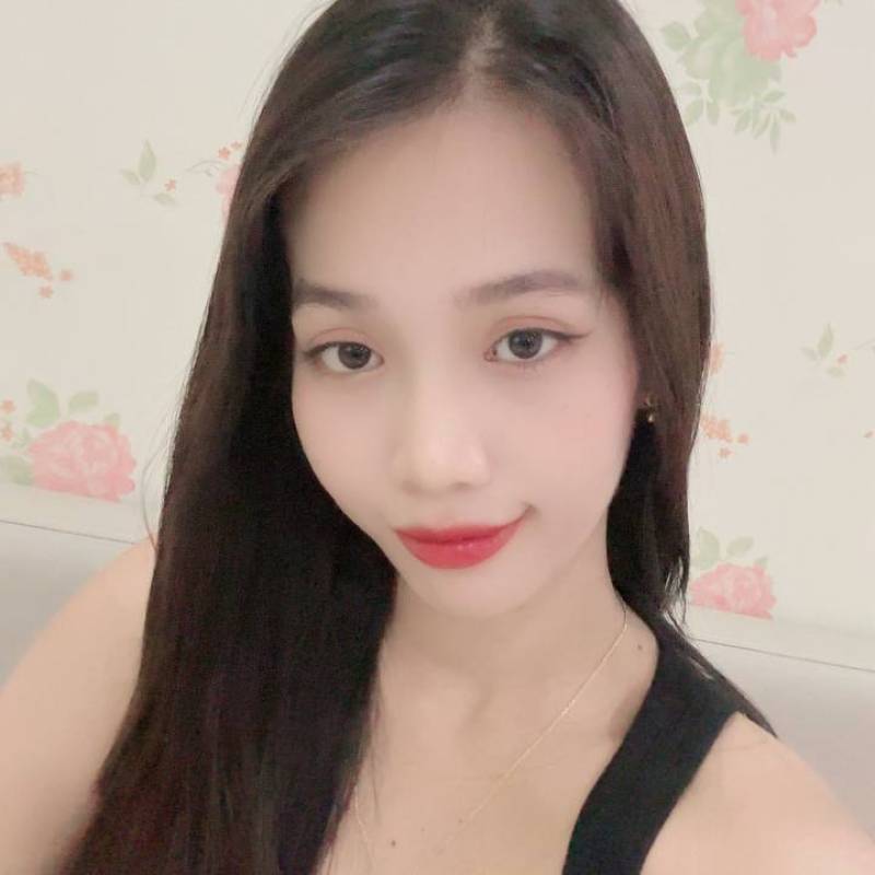 ArianaMae14825 dating