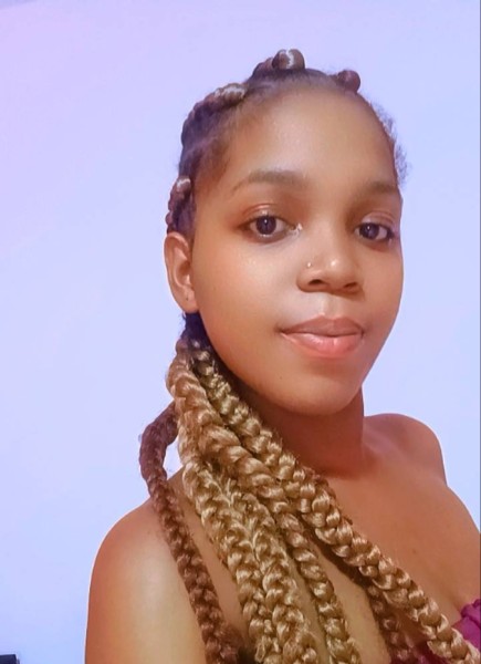 Zidanies18720 dating