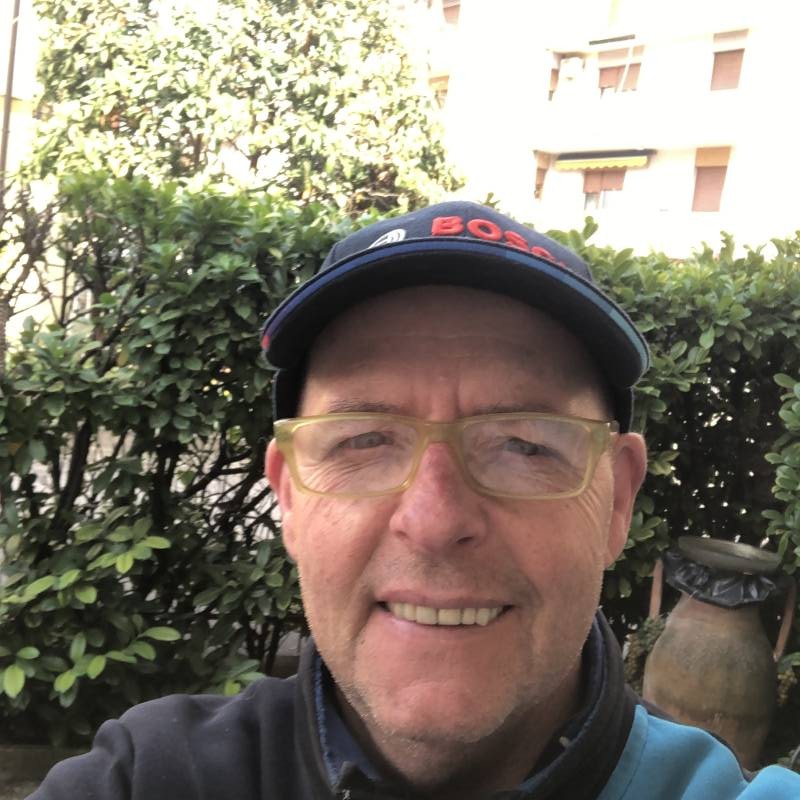 Leandro10266 dating