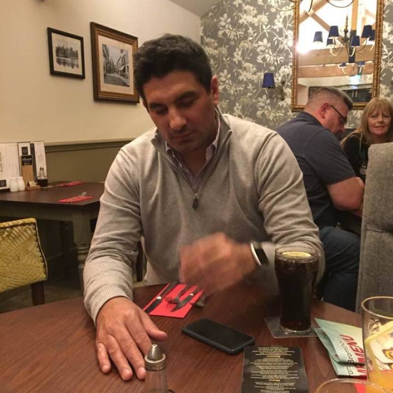 Robert84383 dating