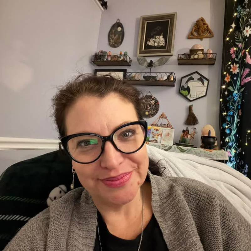 Julie42940 dating